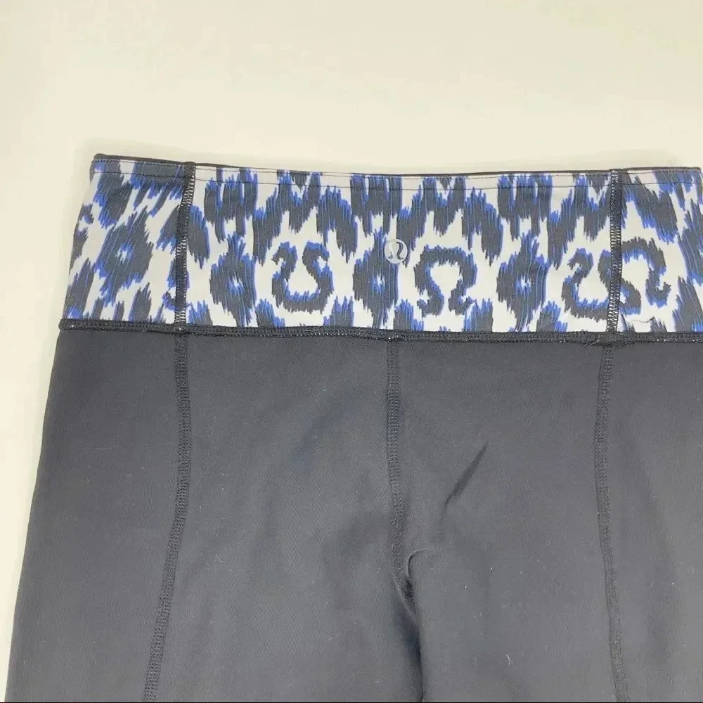 Lululemon Reversible Grove crop legging Size 4